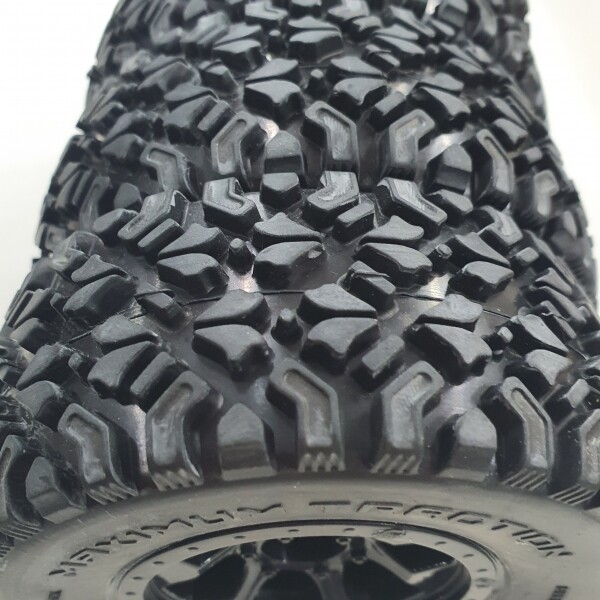써펀트코리아,DT10 Glued Tyres,4pcs (#DT029)
